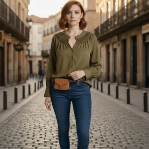 Banana Republic Satin Blouse in Olive- Size XL- EUC $98 Retail